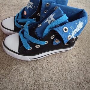 Blue and Black Kids High-Top Sneakers Size Child 7